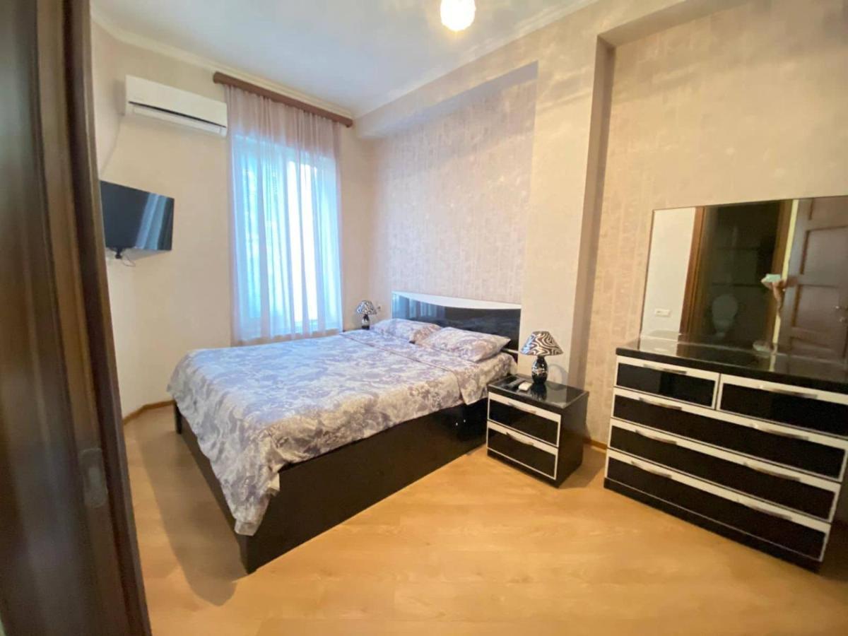 Brand New Apartment With Terrace Tbiliszi Kültér fotó