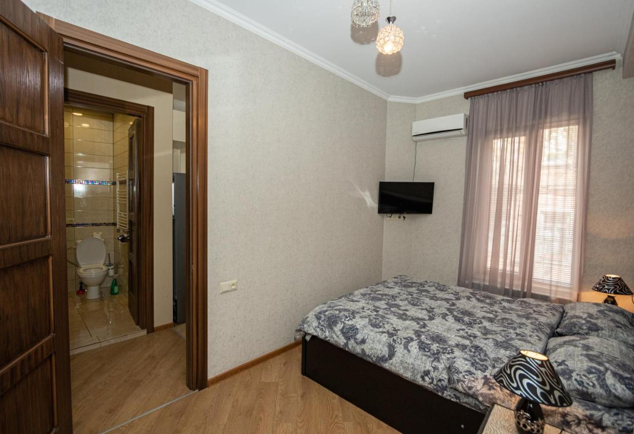 Brand New Apartment With Terrace Tbiliszi Kültér fotó