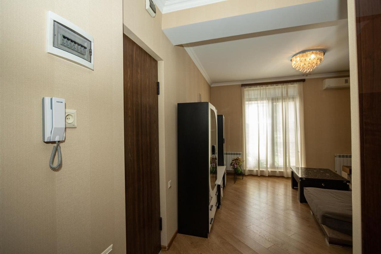 Brand New Apartment With Terrace Tbiliszi Kültér fotó