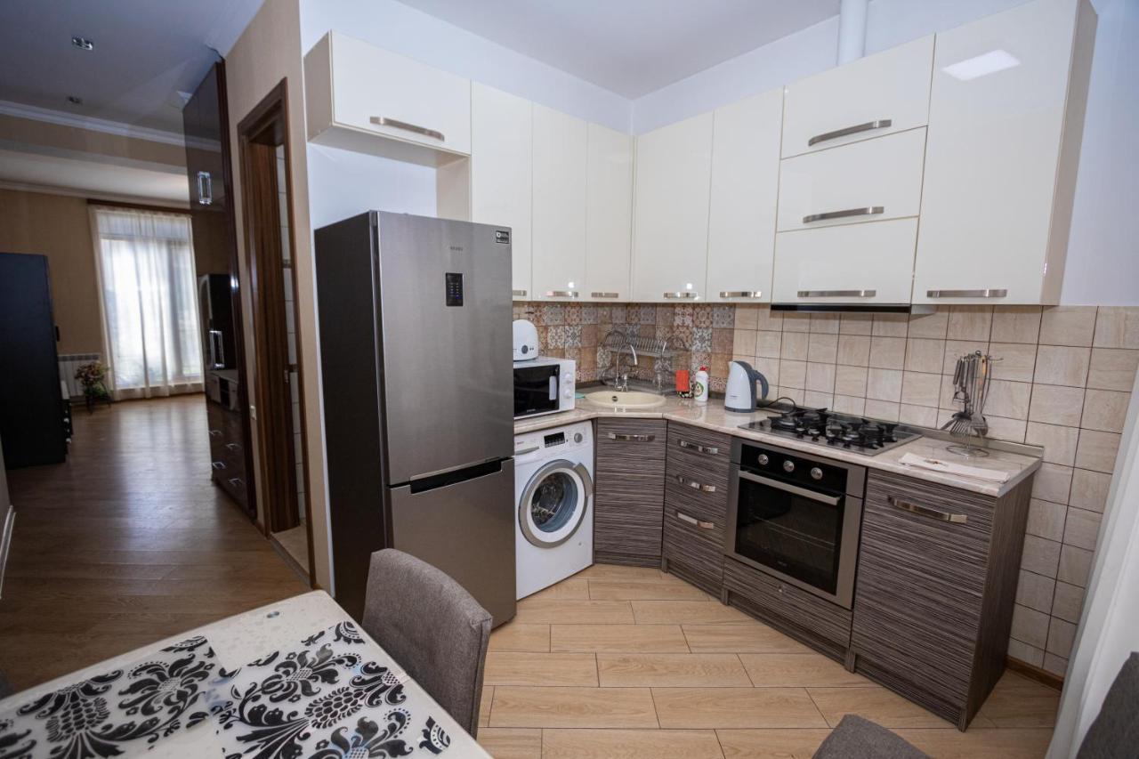 Brand New Apartment With Terrace Tbiliszi Kültér fotó