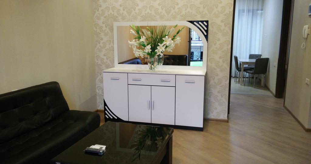 Brand New Apartment With Terrace Tbiliszi Kültér fotó